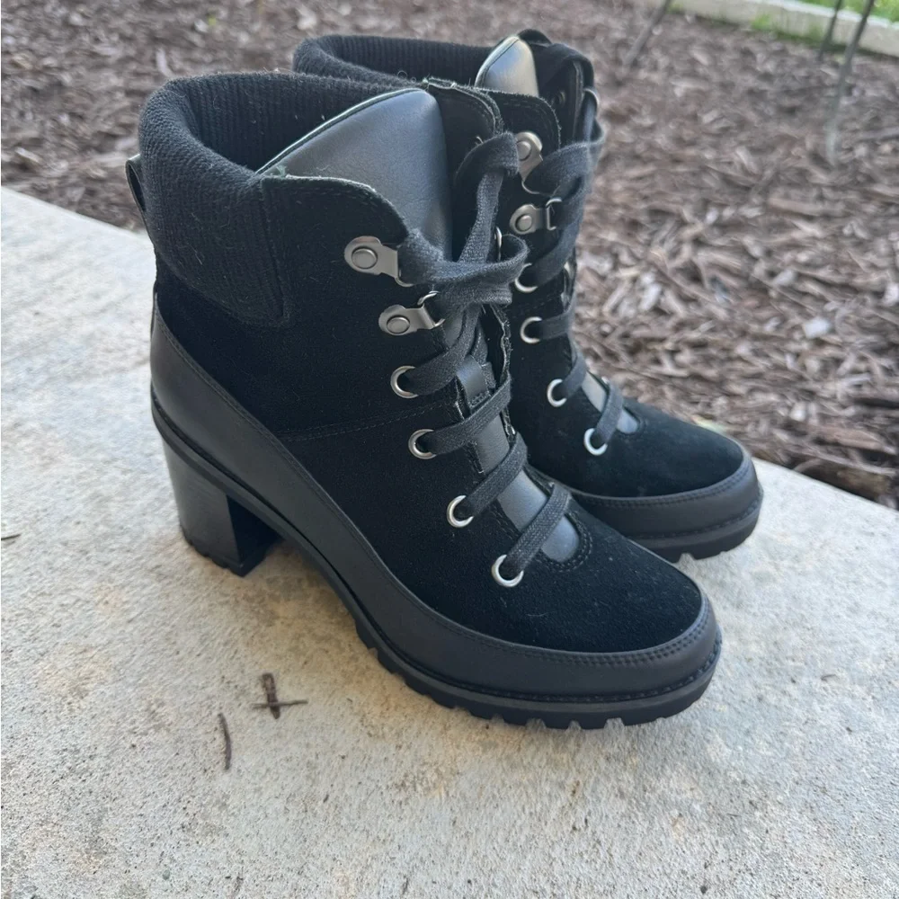 UGG Redwood Black Waterproof Black Boots